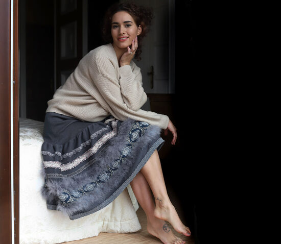 Handmade Boho Knit Midi Skirt: Gray Wool Skirt with Feather Trim, code IA25