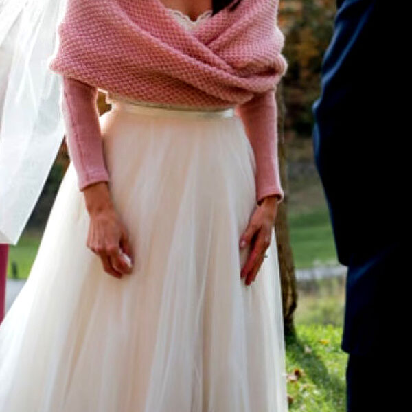 boléro de mariée rose poudré en mérinos