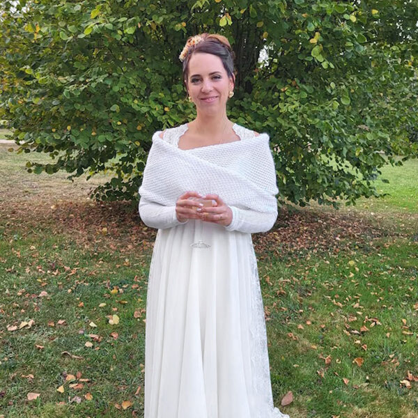 boléro de mariée blanc