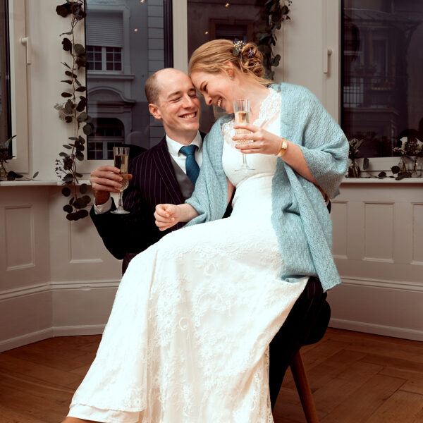 châle bleu poussiéreux pour les épaules