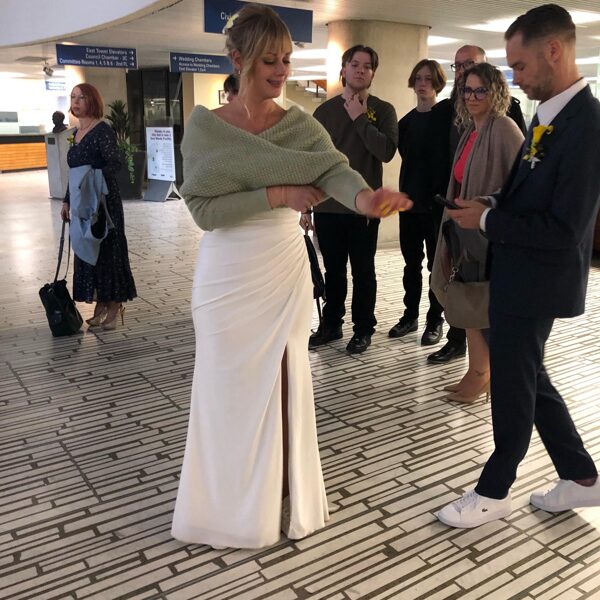 pull pour mariage d'hiver vert sauge