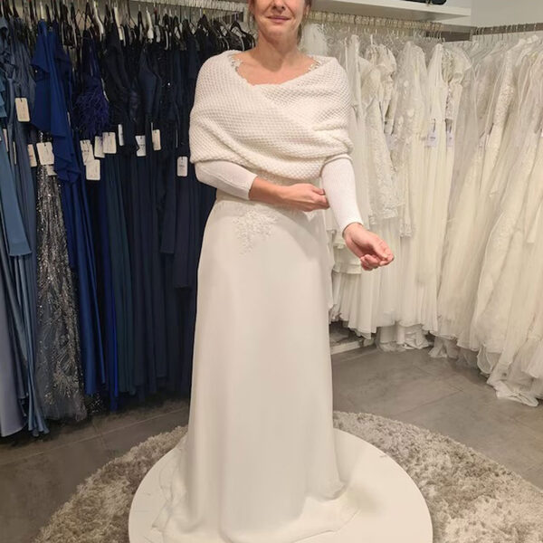 līgavas jaka krēmbalta