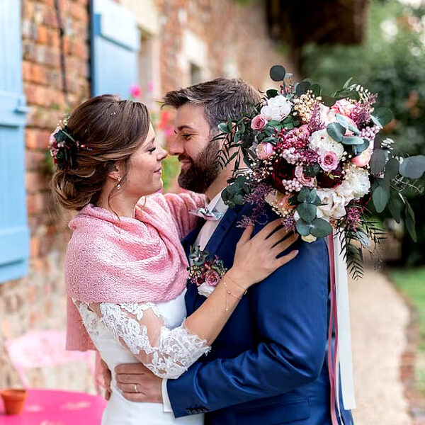 pink shawl for bride