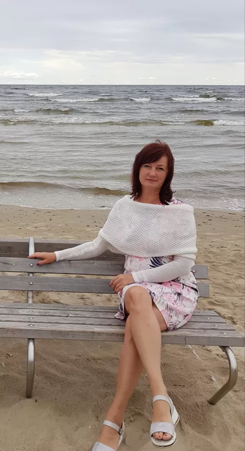 ziloņkaula krāsas adījumi līgavām